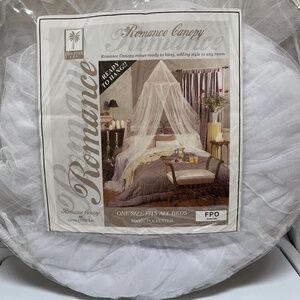 New Romance Canopy net fits any bed